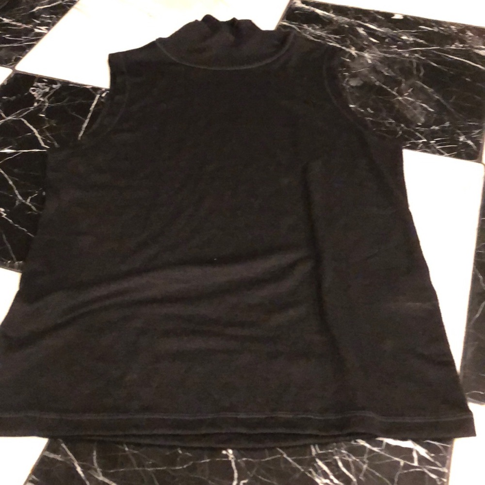 Final price🙏🏻Rag &bone women turtleneck light sweater